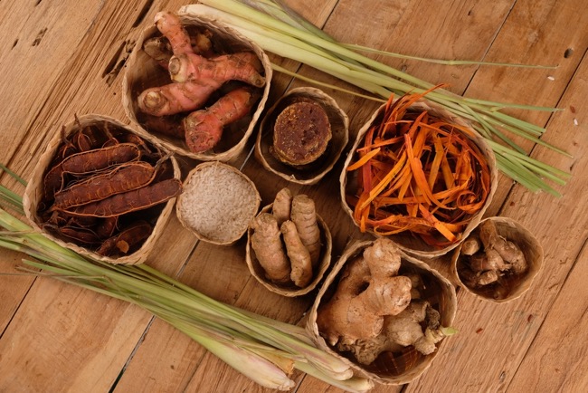 Herbal dan rempah tradisional Indonesia